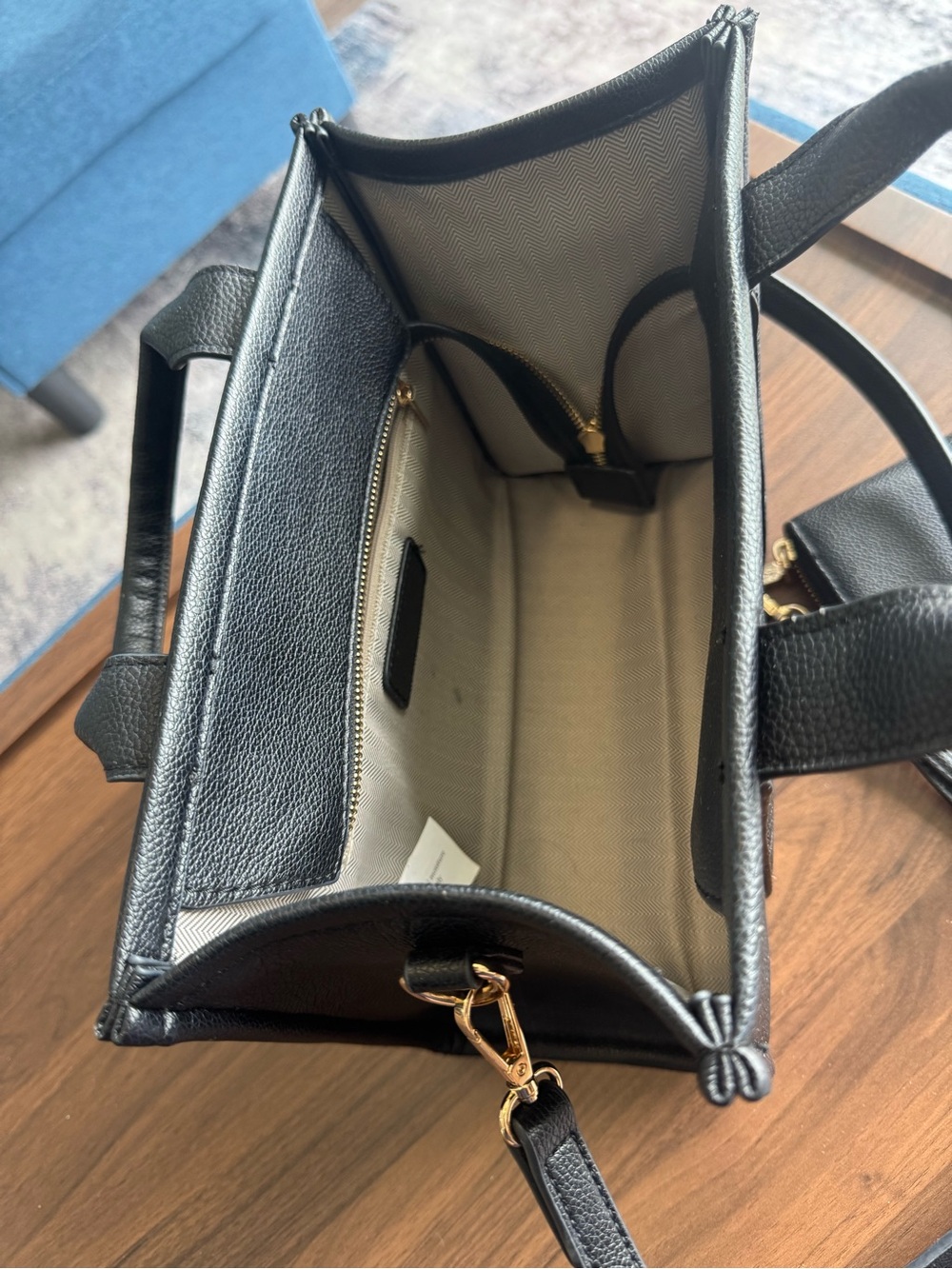 Black 'The Tote Bag' Leather Tote with Matching Wallet - Picture 10 of 12